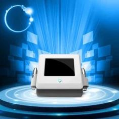 Przenośny sprzęt do napinania skóry z mikroigłami frakcyjnymi